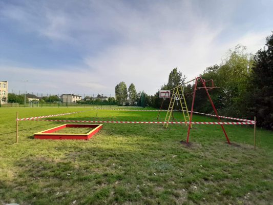 plac zabaw szkoła podstawowa